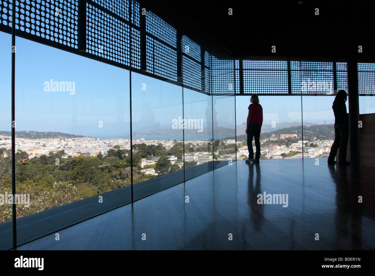 Die Aussicht von der Aussichtsplattform auf dem Hamon-Turm, der das de Young Museum in der Golden Gate Park San Francisco Kalifornien USA Stockfoto