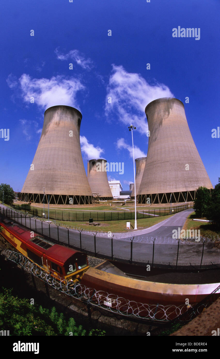 Eisenbahn Kohle LKW angekommen Drax Kohle betriebene Kraftwerk Drax Yorkshire uk Stockfoto