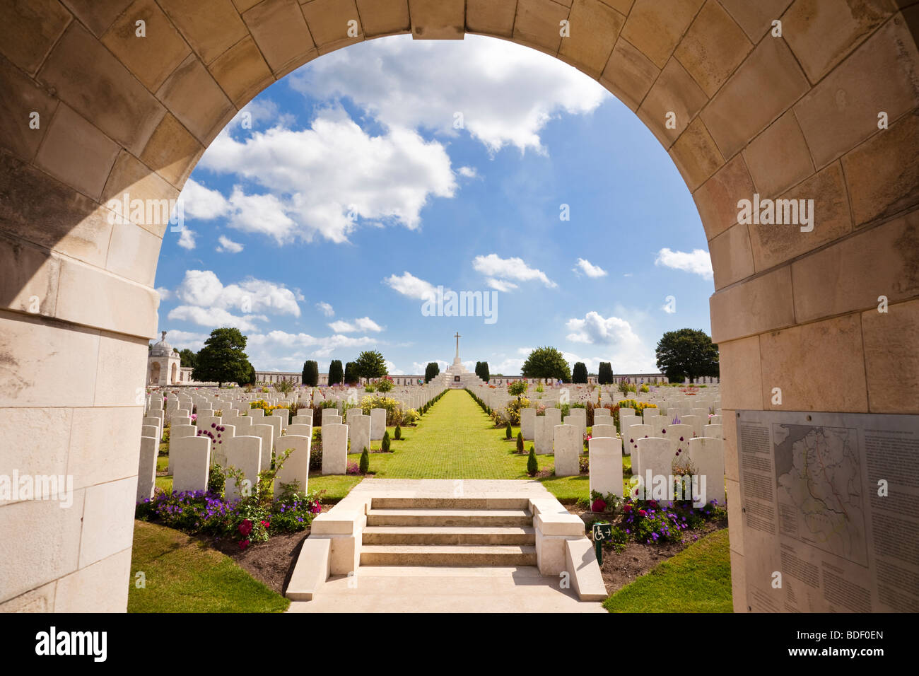 Tyne Cot WW1 Commonwealth Soldatenfriedhof bei Passchendaele, Flandern, Belgien, Europa Stockfoto