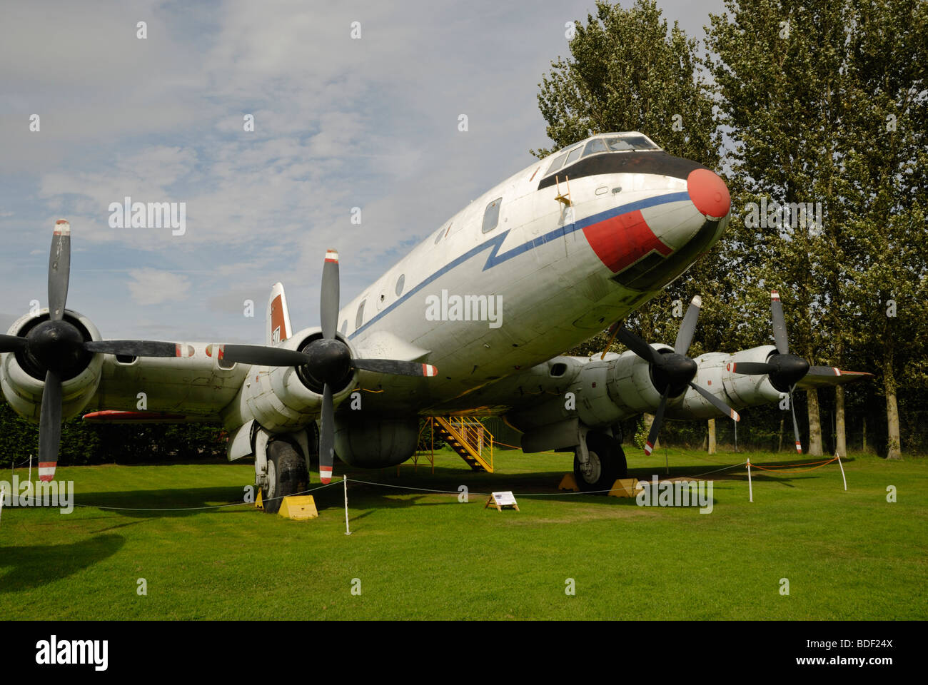 Handley Seite Hastings T5-Flugzeuge auf dem Display an der Newark Air Museum, Nottinghamshire, England. Stockfoto