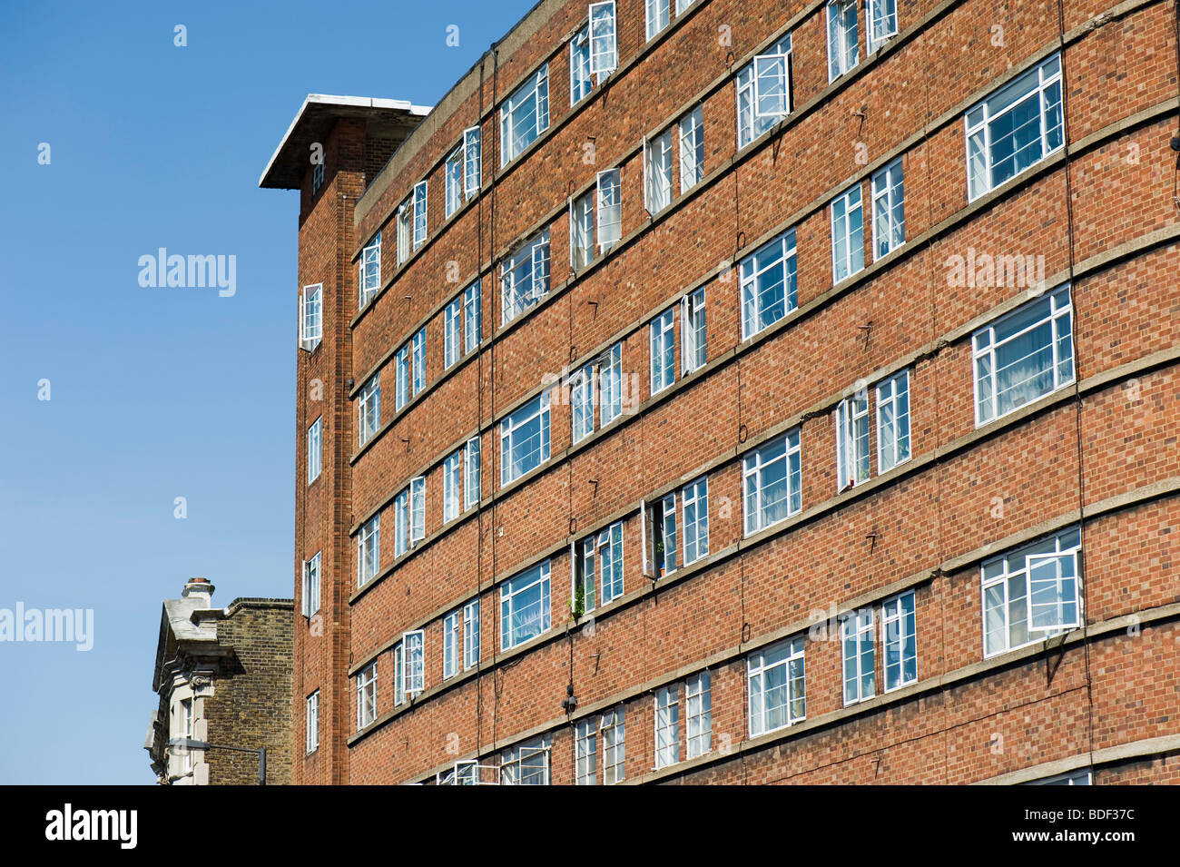 Block von Wohnungen, W14, London, Vereinigtes Königreich Stockfoto