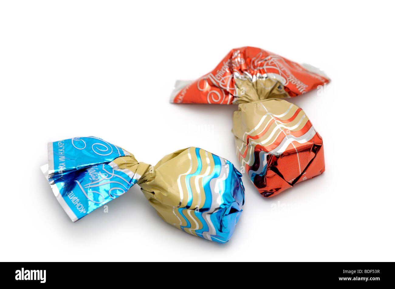 Paar Süßigkeiten - Schokolade, in Verpackungen, die in Russland hergestellt Stockfoto