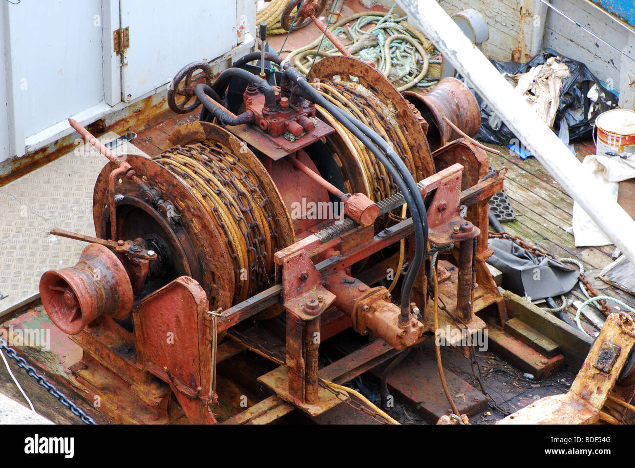 Old trawler -Fotos und -Bildmaterial in hoher Auflösung – Alamy
