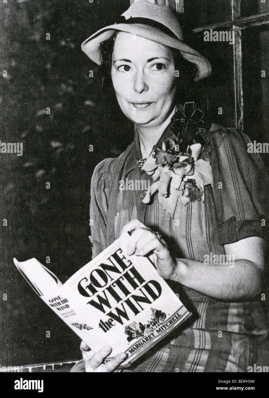 MARGARET MITCHELL US-amerikanischer Schriftsteller (1900-49) mit ihr veröffentlicht nur Roman GONE WITH THE WIND im Jahre 1936 Stockfoto