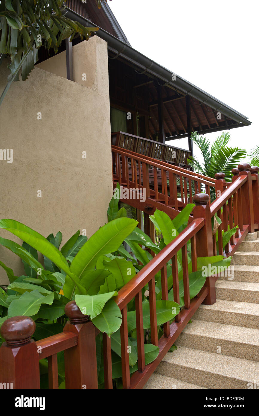 Treppe hinauf zum oberen Melaleuca Pavillon Stockfoto