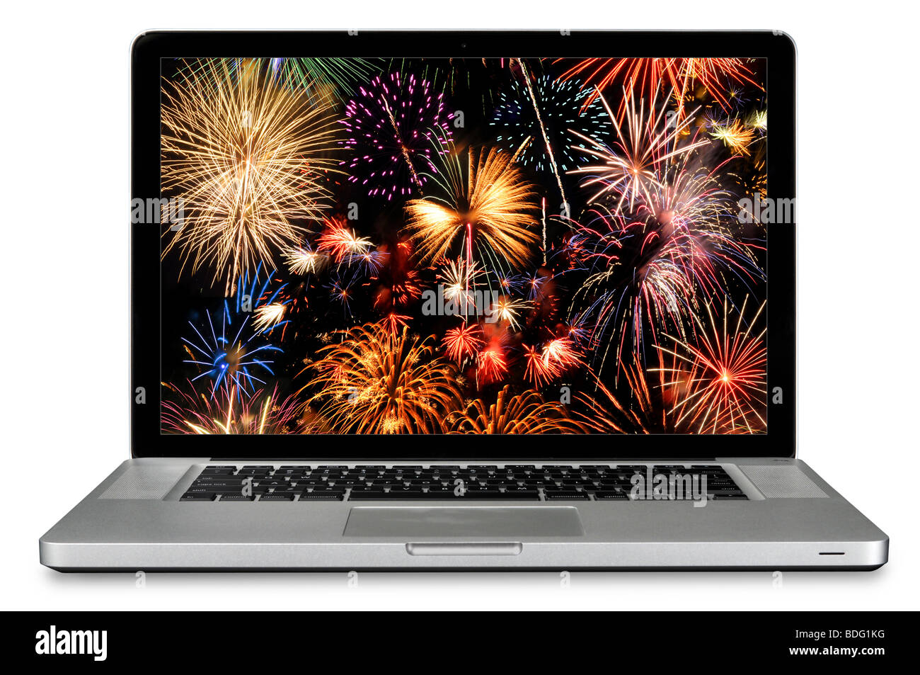 Moderne Laptop-Computer isoliert auf weiß mit Feuerwerk am Bildschirm Stockfoto