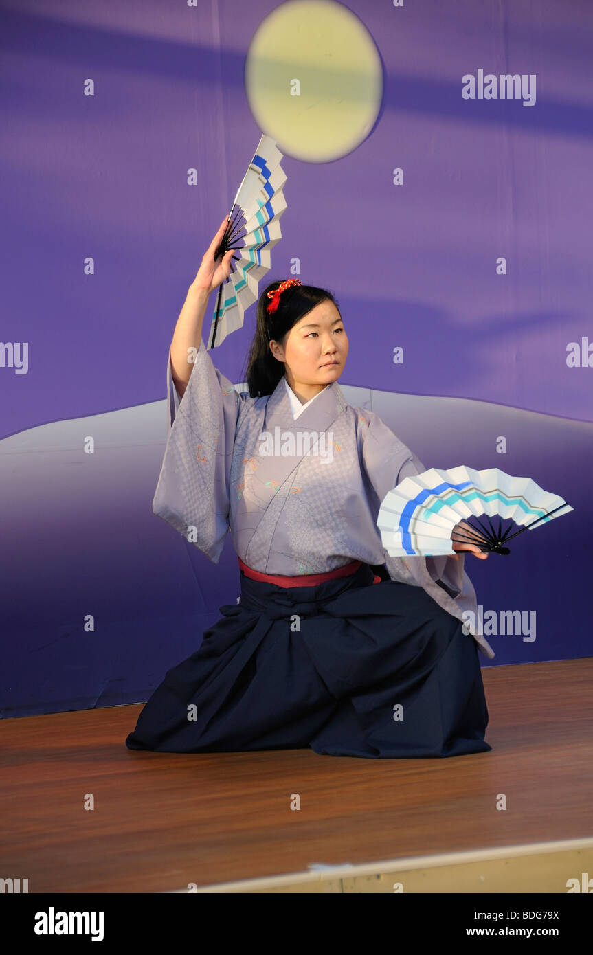 Fächertanz, Nihon Buyo, an das Cherry Blossom Festival, Hanami in Kyoto, Japan, Asien Stockfoto