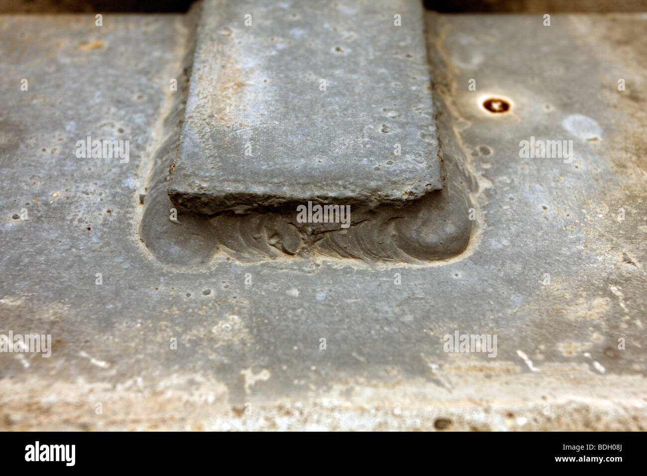 Verzinkte stahlplatten -Fotos und -Bildmaterial in hoher Auflösung – Alamy