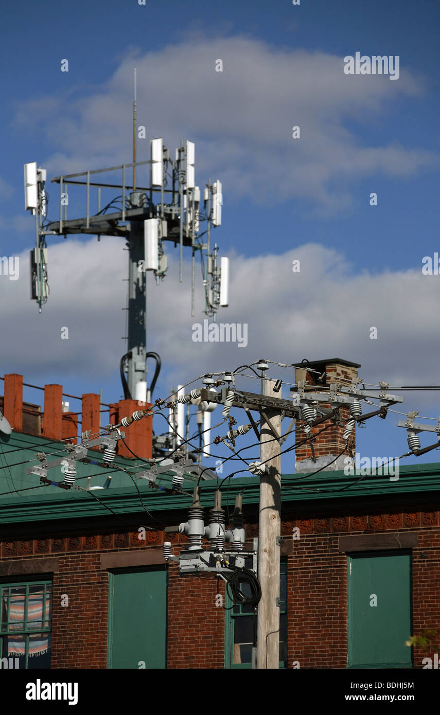 Macht Pol und Radio/TV-mast Stockfoto