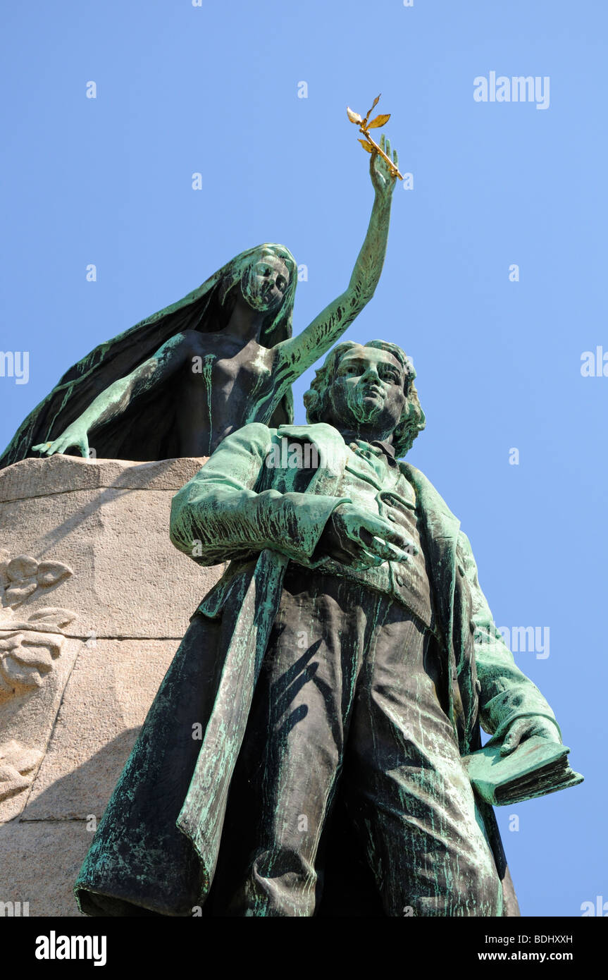 Ljubljana, Slowenien. Denkmal für France Preseren (Nationaldichter, 1800-1849) in Presnerov Trg (Preseren-Platz) Stockfoto