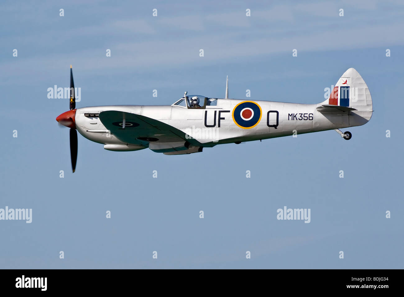 eine Vickers Supermarine Spitfire der RAF Schlacht des Großbritannien Denkmal-Fluges Stockfoto