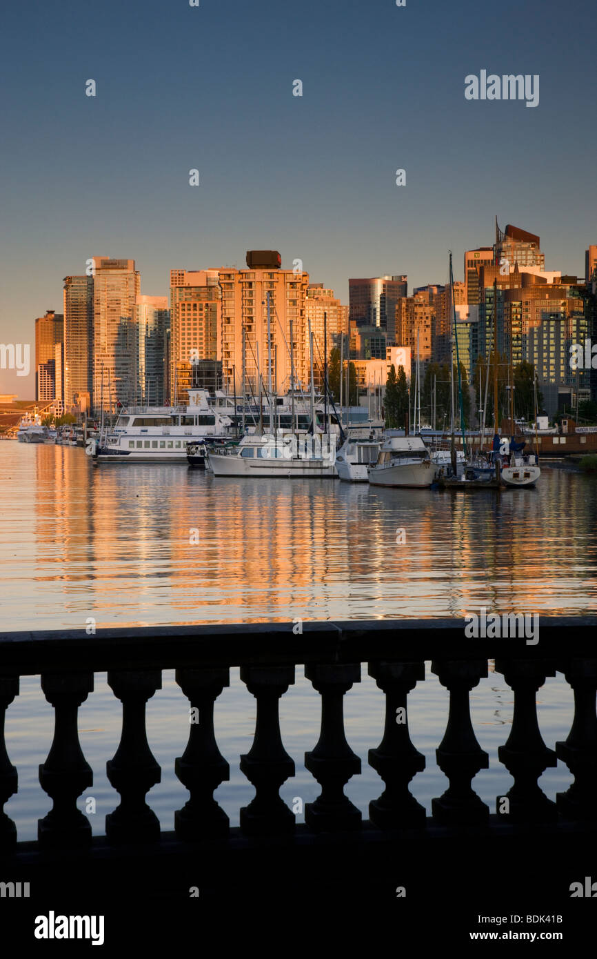 Coal Harbour und der Innenstadt von Vancouver aus Stanley Park, Britisch-Kolumbien, Kanada. Stockfoto