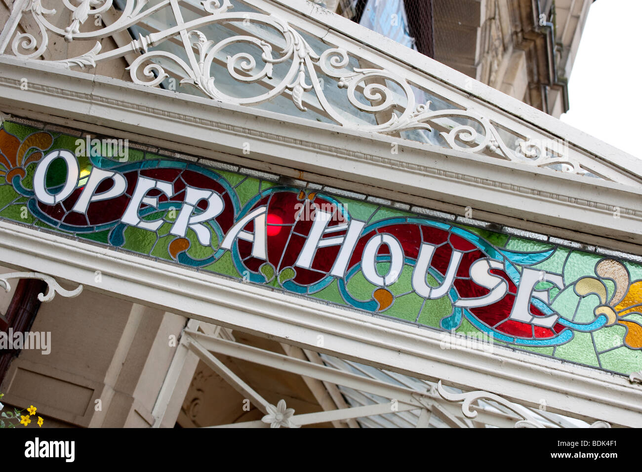 Melden Sie sich über Buxton Opera House Buxton in Derbyshire, England Stockfoto