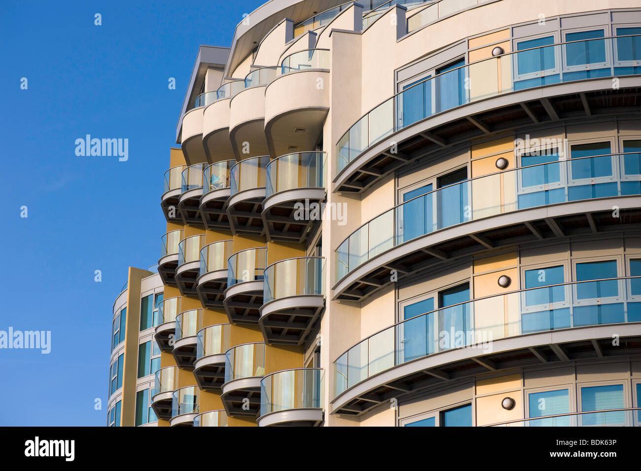 Neu gebaute Wohnungen in Battersea, SW11, London, Vereinigtes Königreich Stockfoto