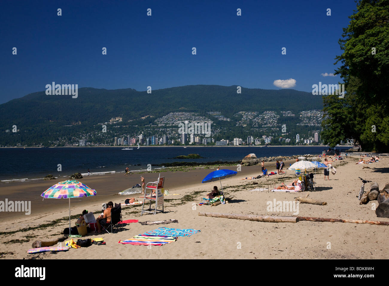 English Bay und dritten Strand, Stanley Park, Vancouver, Britisch-Kolumbien, Kanada. Stockfoto