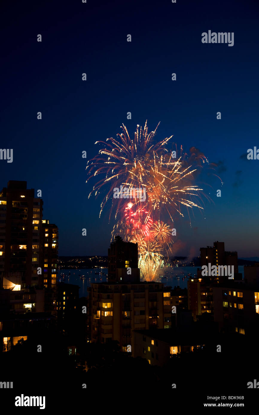 Feuerwerk während der kanadische Teil der 2009 Feier des Lichts, Vancouver, Britisch-Kolumbien, Kanada. Stockfoto