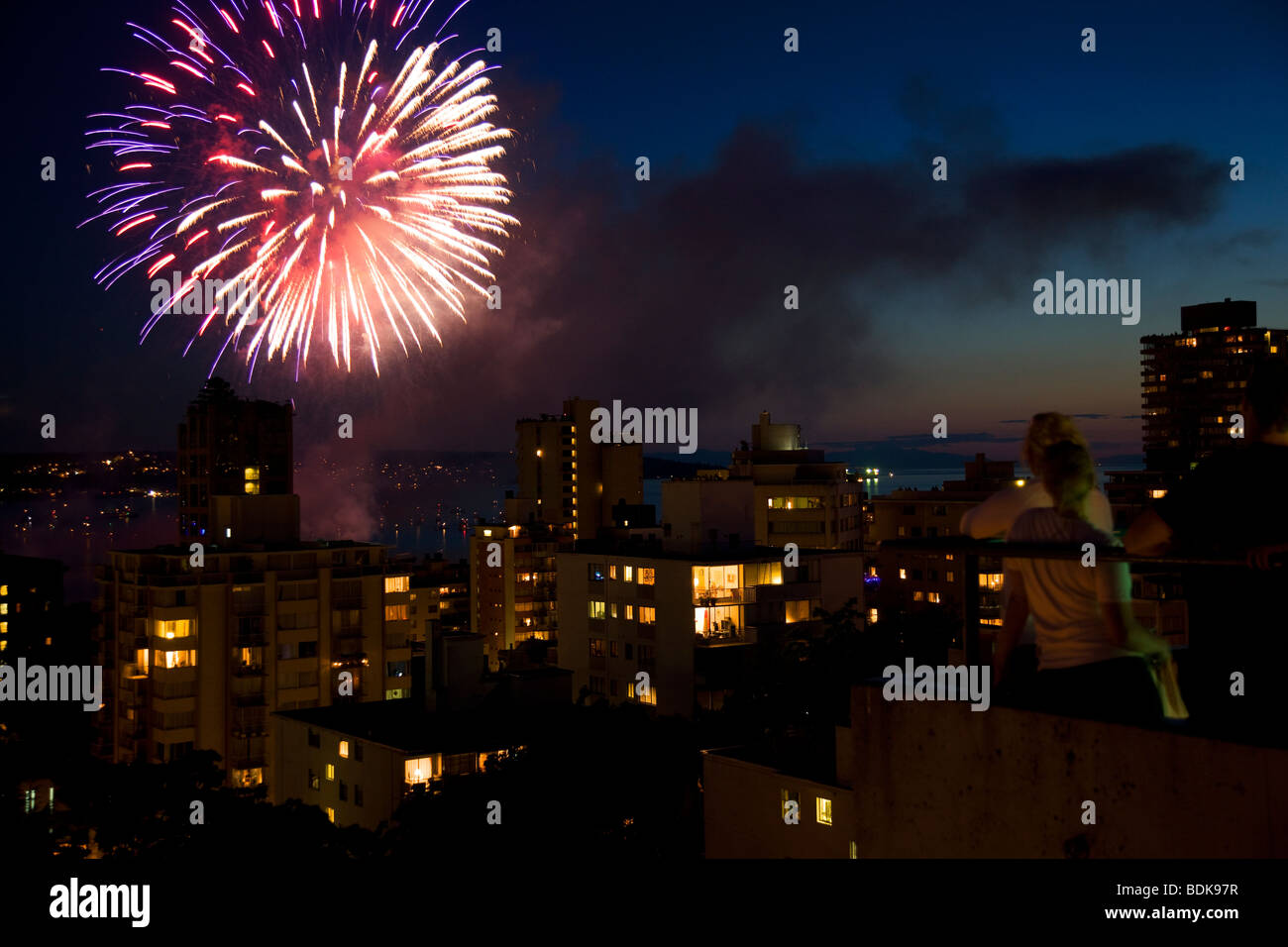 Feuerwerk während der kanadische Teil der 2009 Feier des Lichts, Vancouver, Britisch-Kolumbien, Kanada. Stockfoto