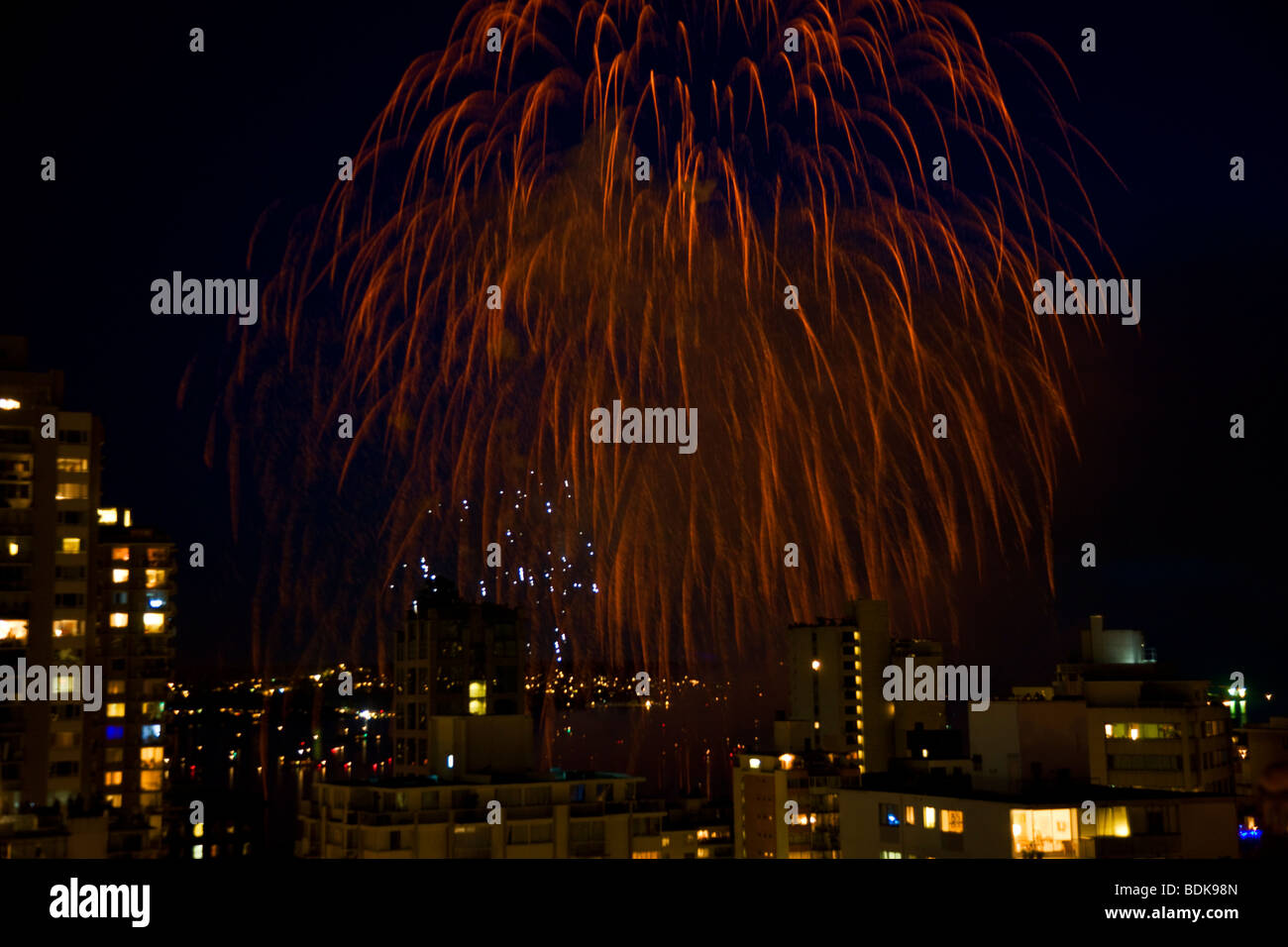 Feuerwerk während der kanadische Teil der 2009 Feier des Lichts, Vancouver, Britisch-Kolumbien, Kanada. Stockfoto