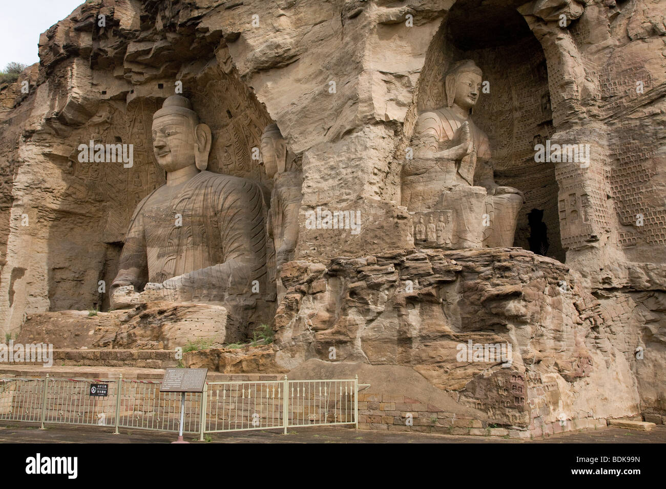 Yungang Shiku buddhistischen Höhlen Komplex, 16km westlich von Datong, waren Statuen, geschnitzt im 5. Jahrhundert n. Chr. und Strecke für mehr als 1 km. Stockfoto
