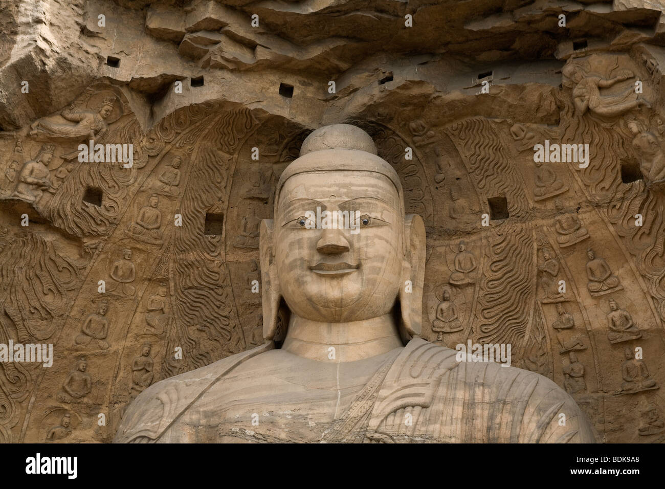 Yungang Shiku buddhistischen Höhlen Komplex, 16km westlich von Datong, waren Statuen, geschnitzt im 5. Jahrhundert n. Chr. und Strecke für mehr als 1 km Stockfoto