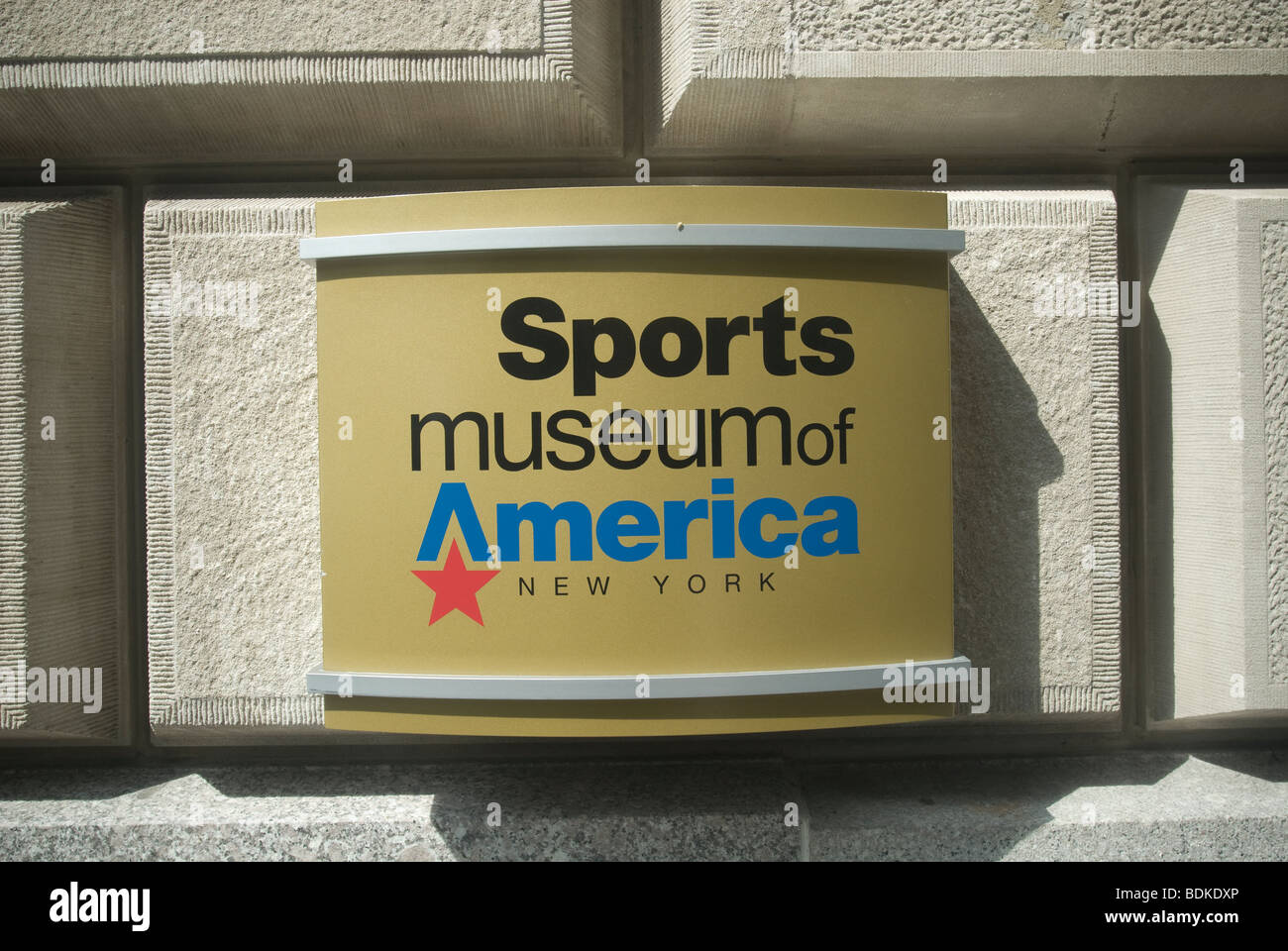 Eingang zum geschlossenen Sport Museum of America in New York Stockfoto