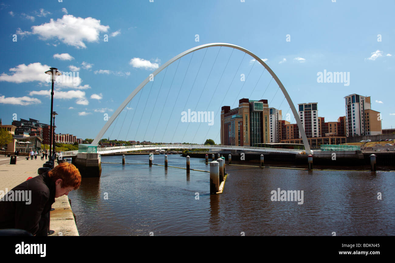 Gateshead Millennium Bridge Newcastle Upon Tyne England UK Stockfoto