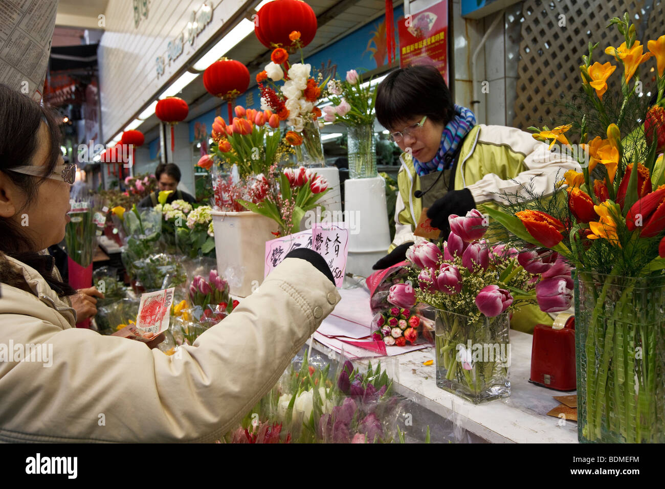 Blumen Flower Market Road in Mongkok, Hong Kong, über das chinesische Neujahr zu kaufen. Stockfoto