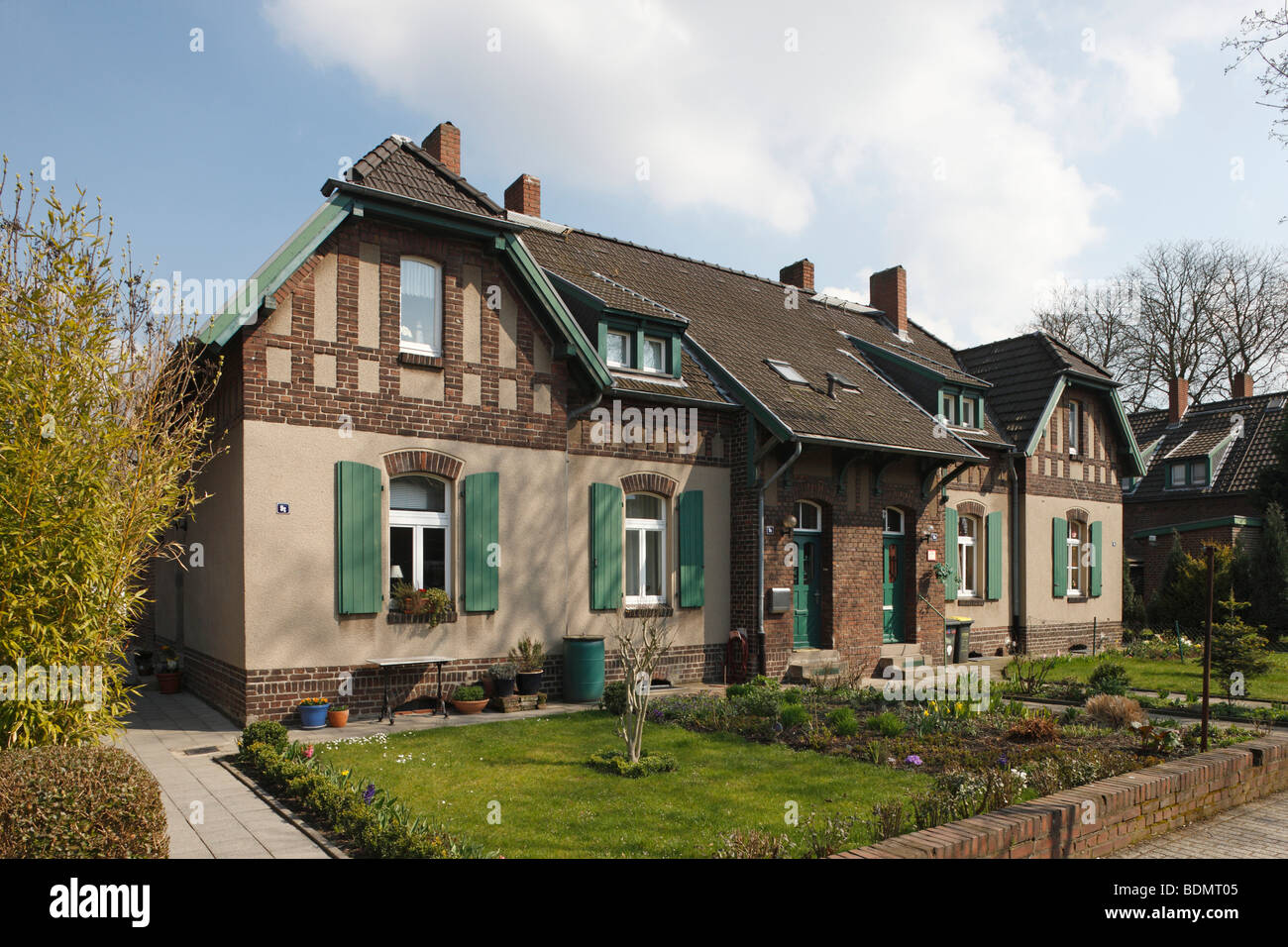 Duisburg housing Fotos und Bildmaterial in hoher Auflösung Alamy