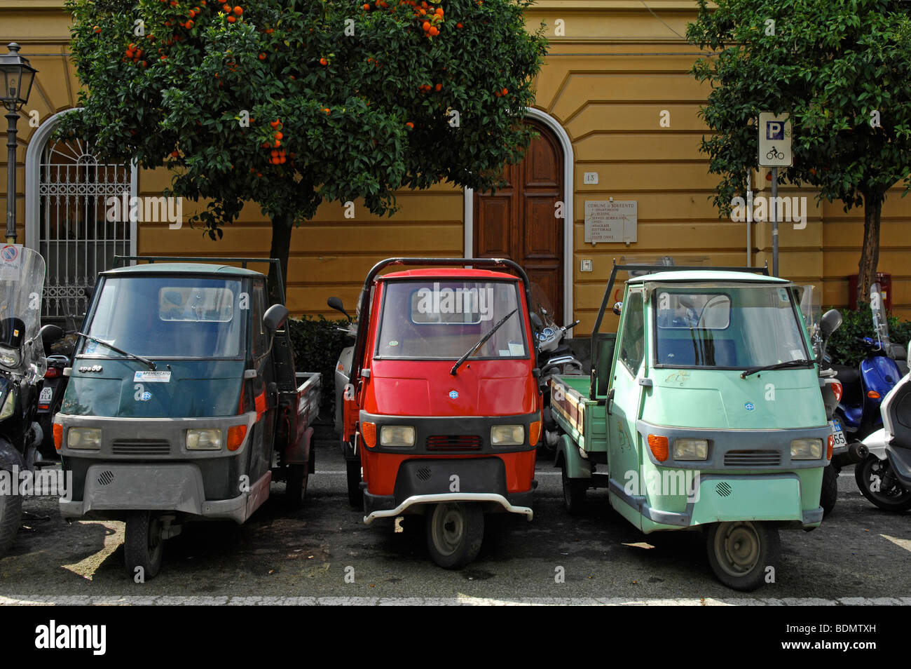 Piaggio Ape in Sorrent Stockfoto