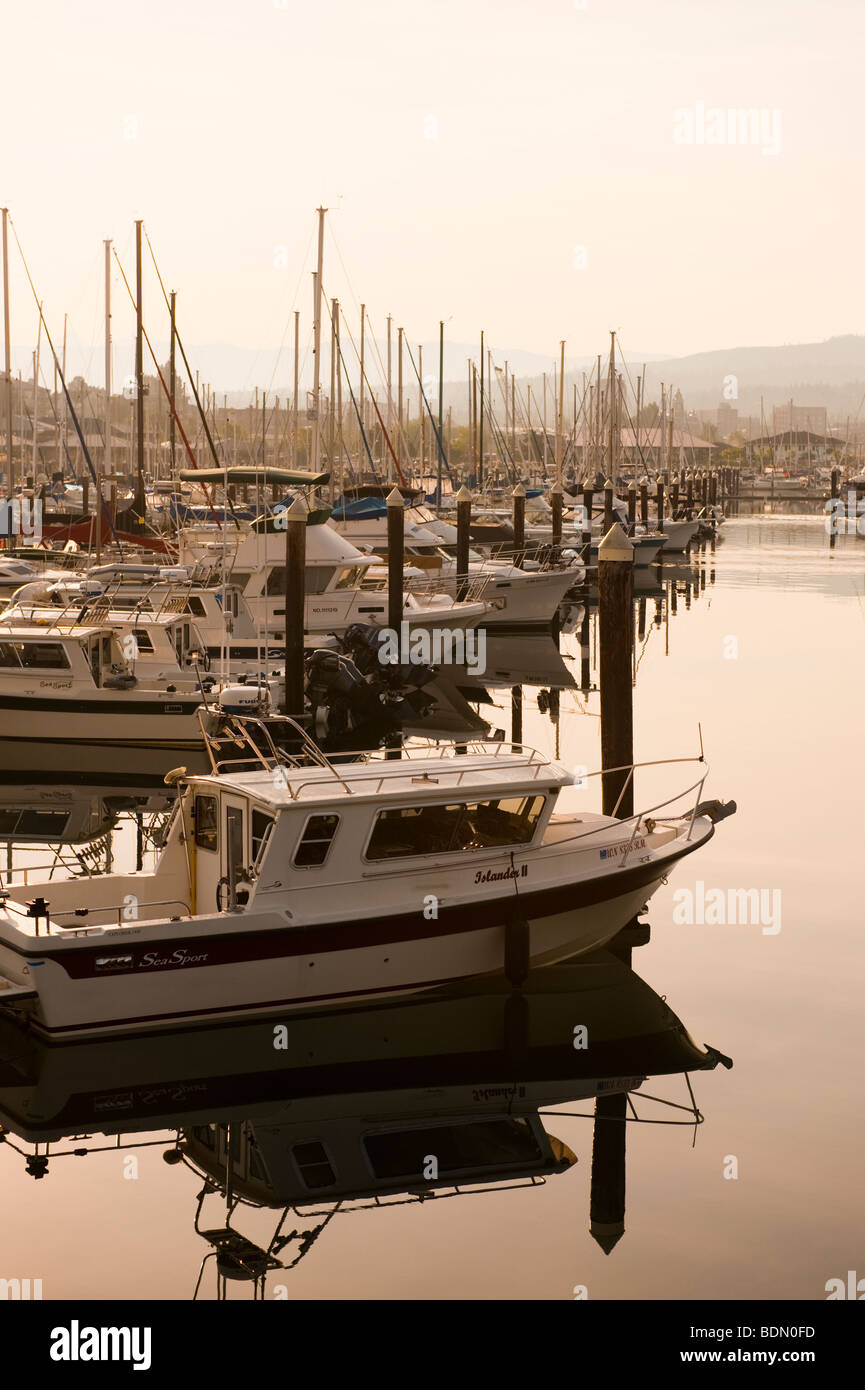 Squalicum Hafen und Marina befindet sich am nördlichen Ufer der Bellingham Bay in die Stadt Bellingham, Washington, USA. Stockfoto