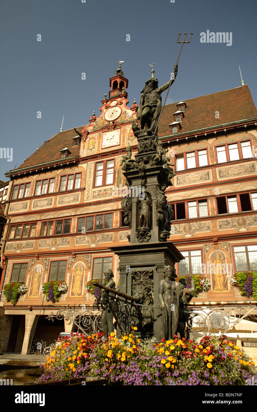 Poseidon-Brunnen und Fassade des historischen Rathauses, Tübingen, Baden-Württemberg, Deutschland, Europa Stockfoto