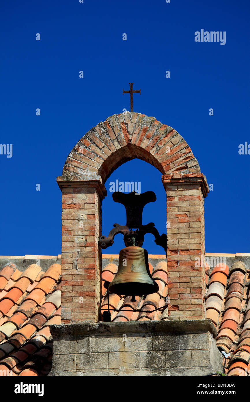 Bell Tower Chapell Nahaufnahme von der Provence Dorf Tourtour Stockfoto