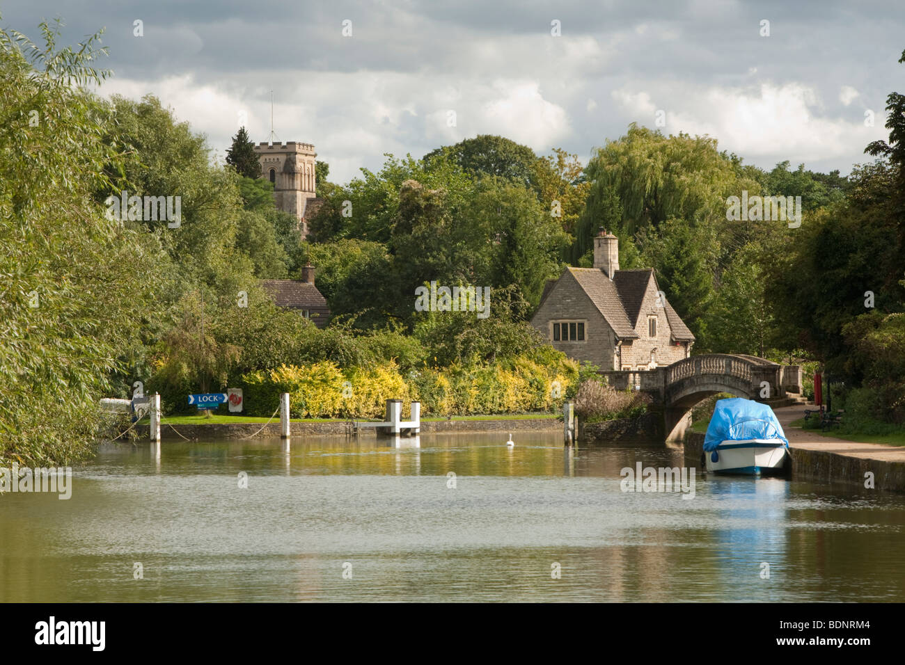 Iffley Lock auf der Themse in Oxford, Oxfordshire, Vereinigtes Königreich Stockfoto