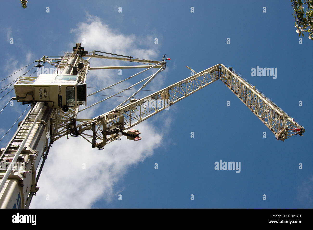großen Mobilkran LKW LKW montierten Teleskop Stockfoto