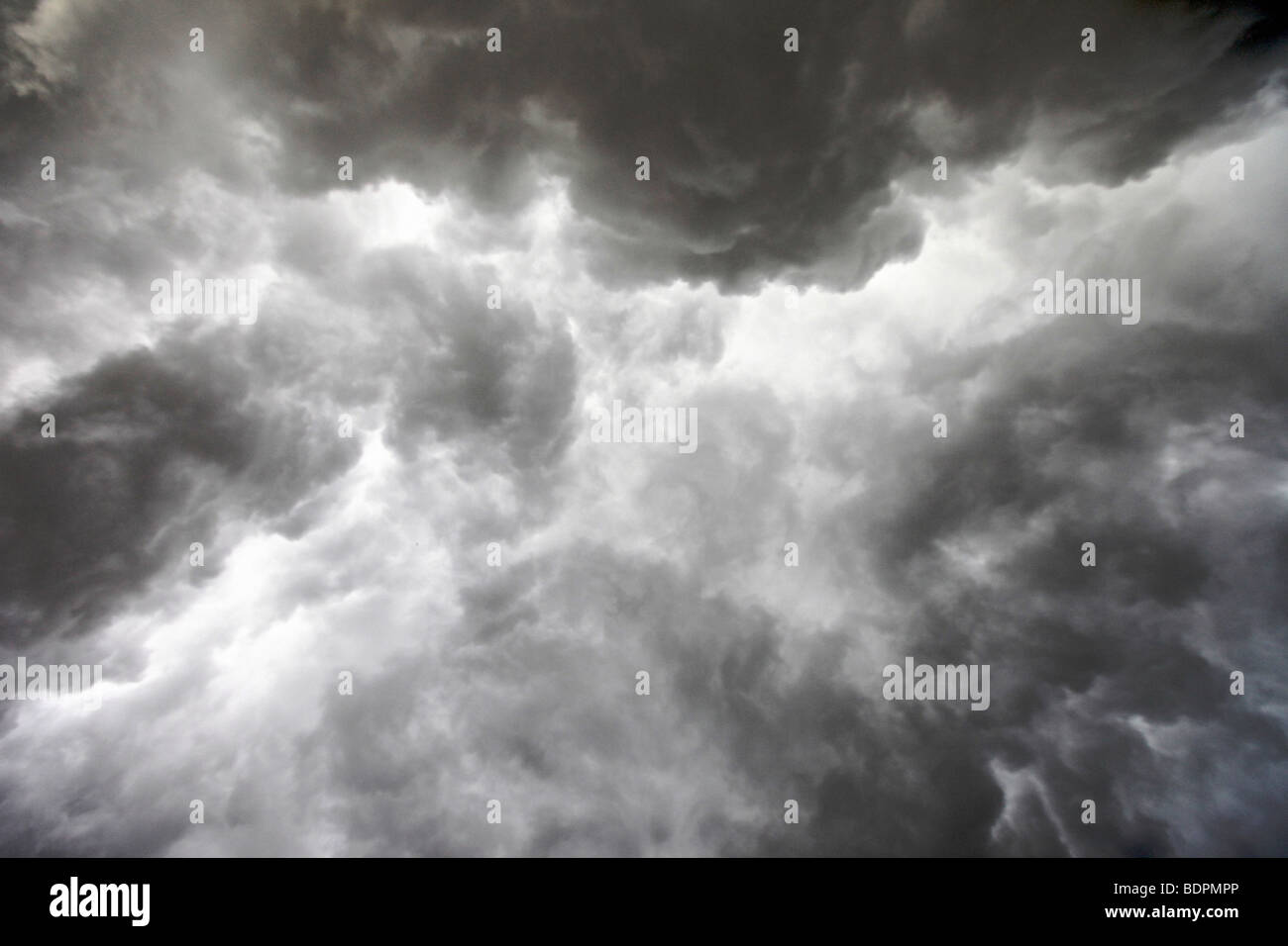 Wolke Himmel Formen regen Wolken Atmosphäre Klima Sturm verunsichert Stockfoto