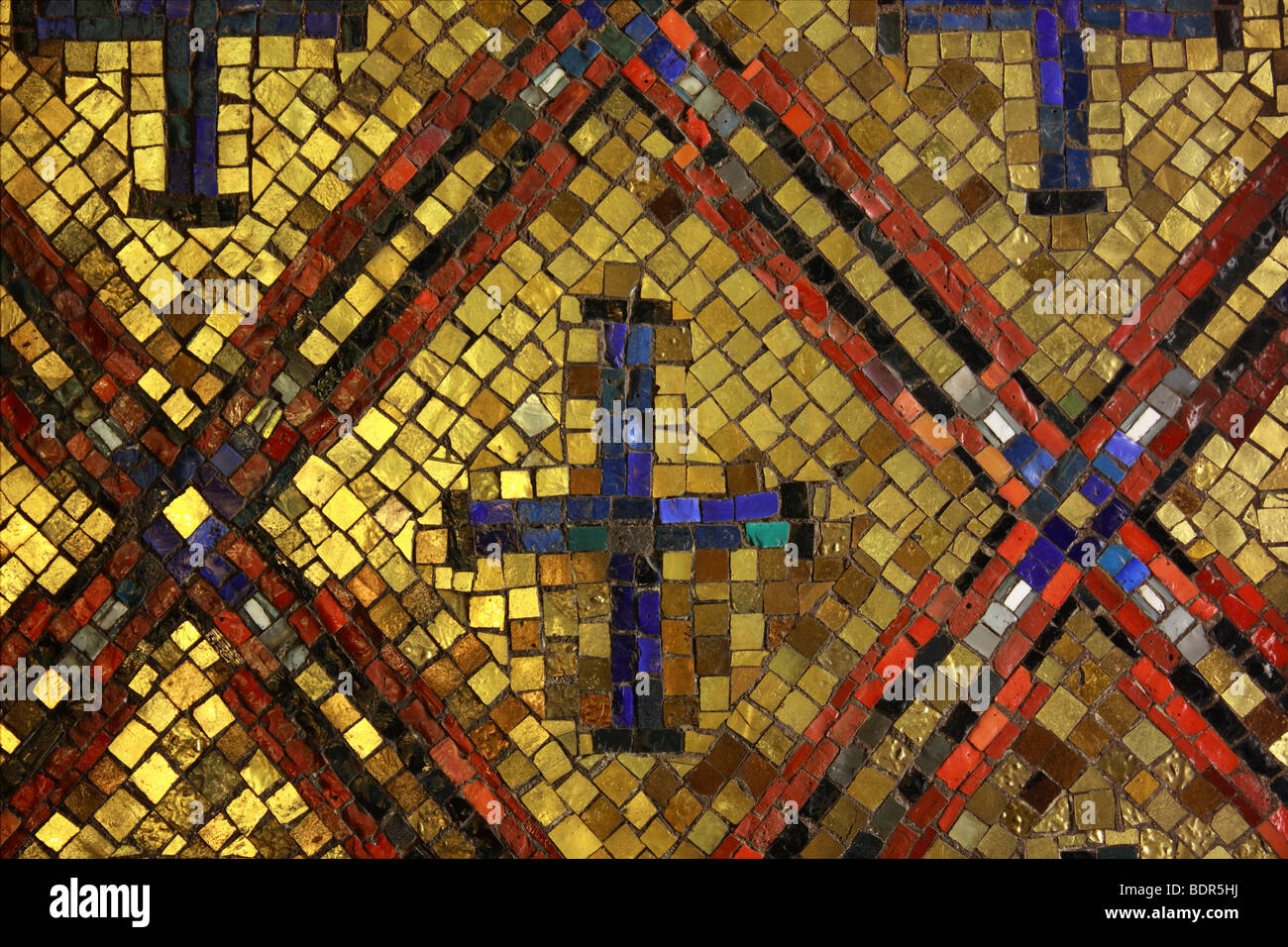 Alten byzantinischen Stil Glas mit gold Mosaik-Fliesen Stockfoto