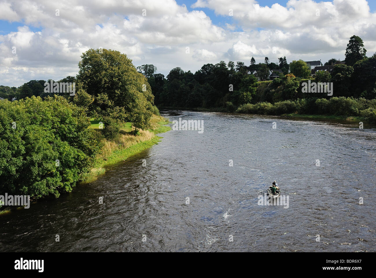 Junction Pool auf dem Fluss Tweed in Kelso, Schottland, Vereinigtes Königreich Stockfoto