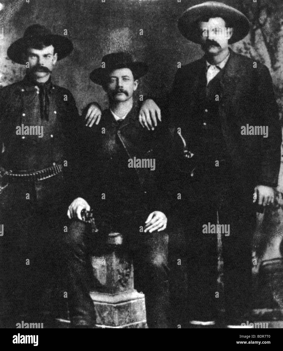 Wild west outlaw portrait -Fotos und -Bildmaterial in hoher Auflösung ...
