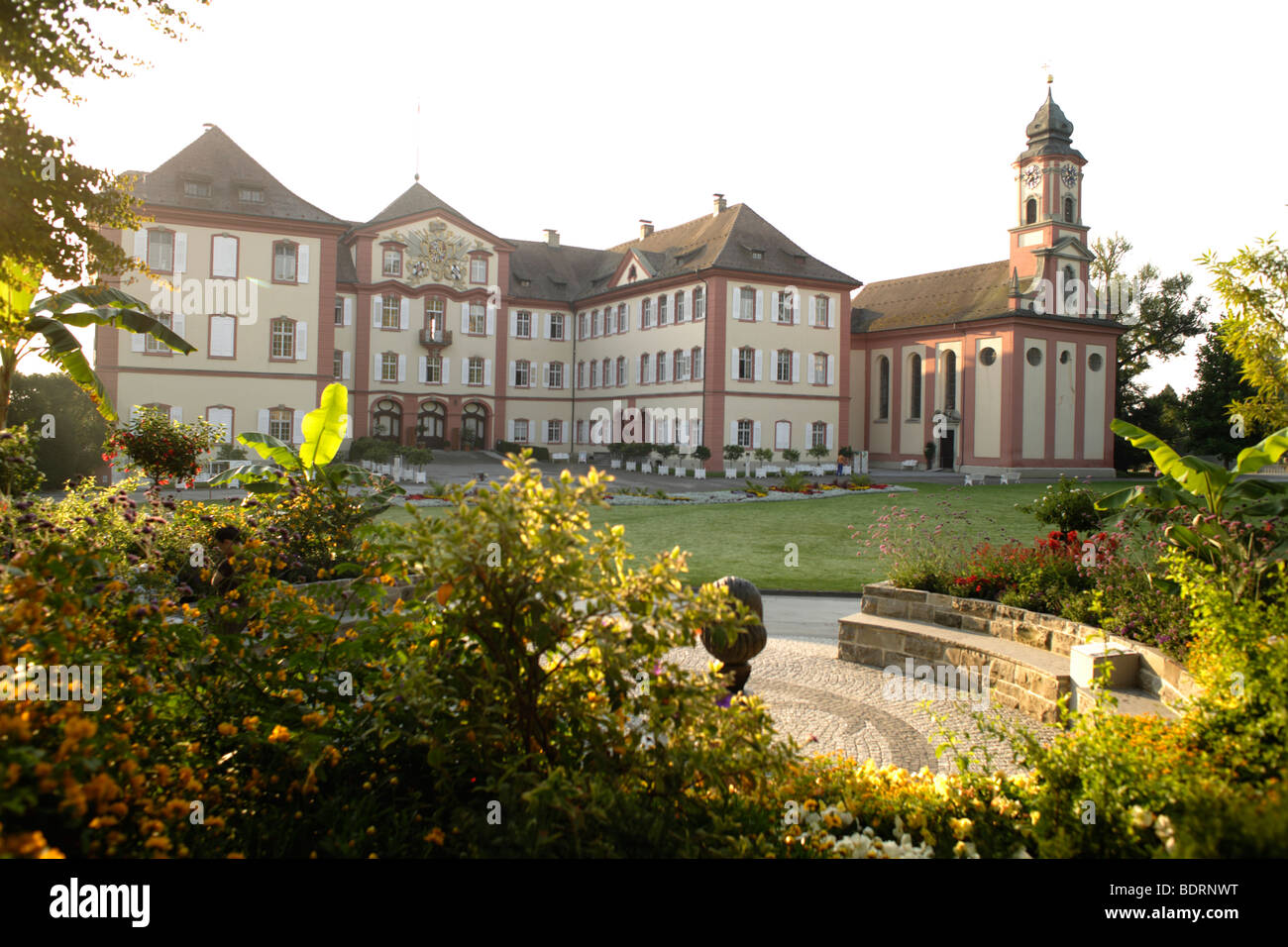 Schloss mit Schloss Kirche, Insel Mainau, Baden-Württemberg, Deutschland, Europa Stockfoto