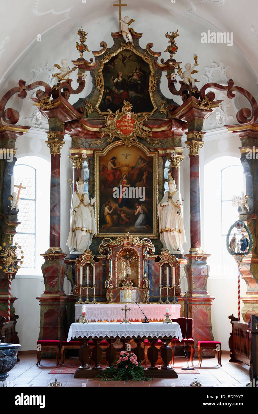 Altar mit Bildern von Angelika Kauffmann, Pfarrkirche in Schwarzenberg, Bregenzerwald, Bregenzerwald, Vorarlberg, Österreich Stockfoto