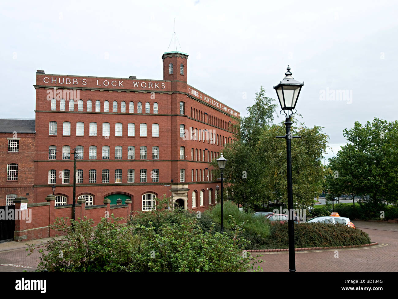 Das Chubb-Schloss funktioniert die alten Chubb-Schloss-Fabrik im Zentrum von Wolverhampton beherbergt heute die Leuchtturm-Kino und Kunst-Galerie Stockfoto