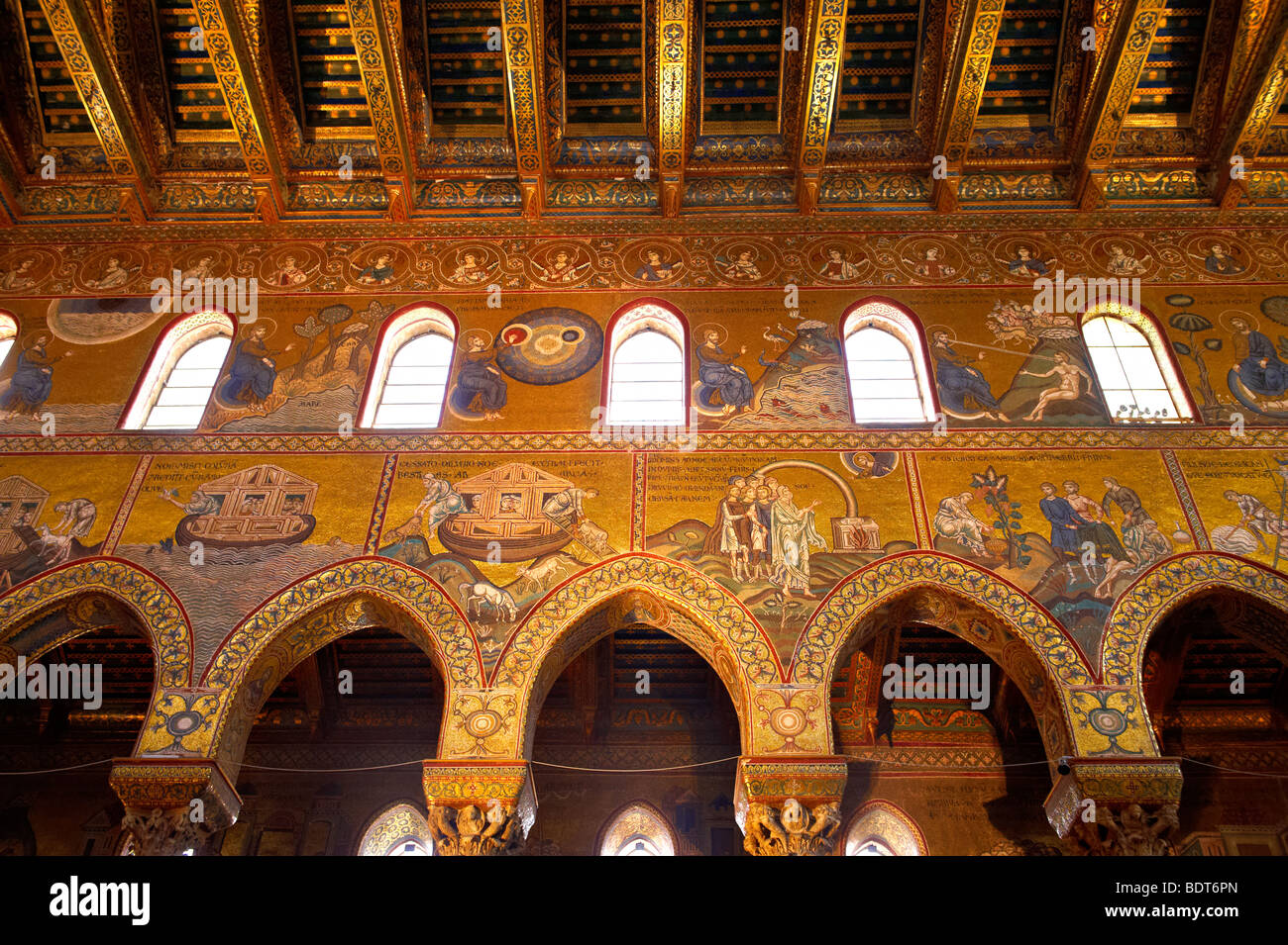 Byzantinischen Mosaiken, die Szenen aus der Bibel in der Kathedrale von Monreale - Palermo - Sizilien Stockfoto