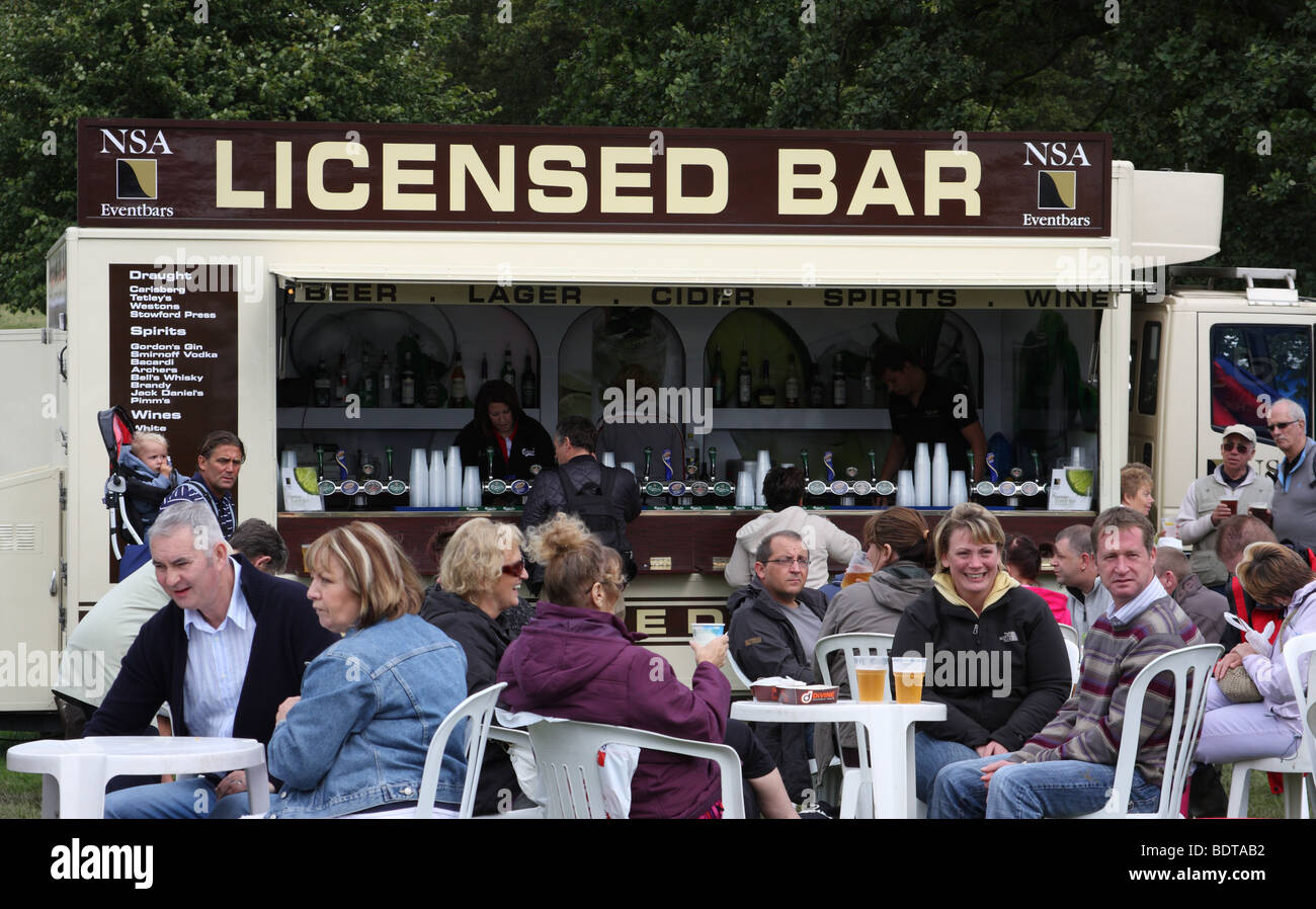 Eine NSA Eventbars Bar bei einem UK-outdoor-Event. Stockfoto