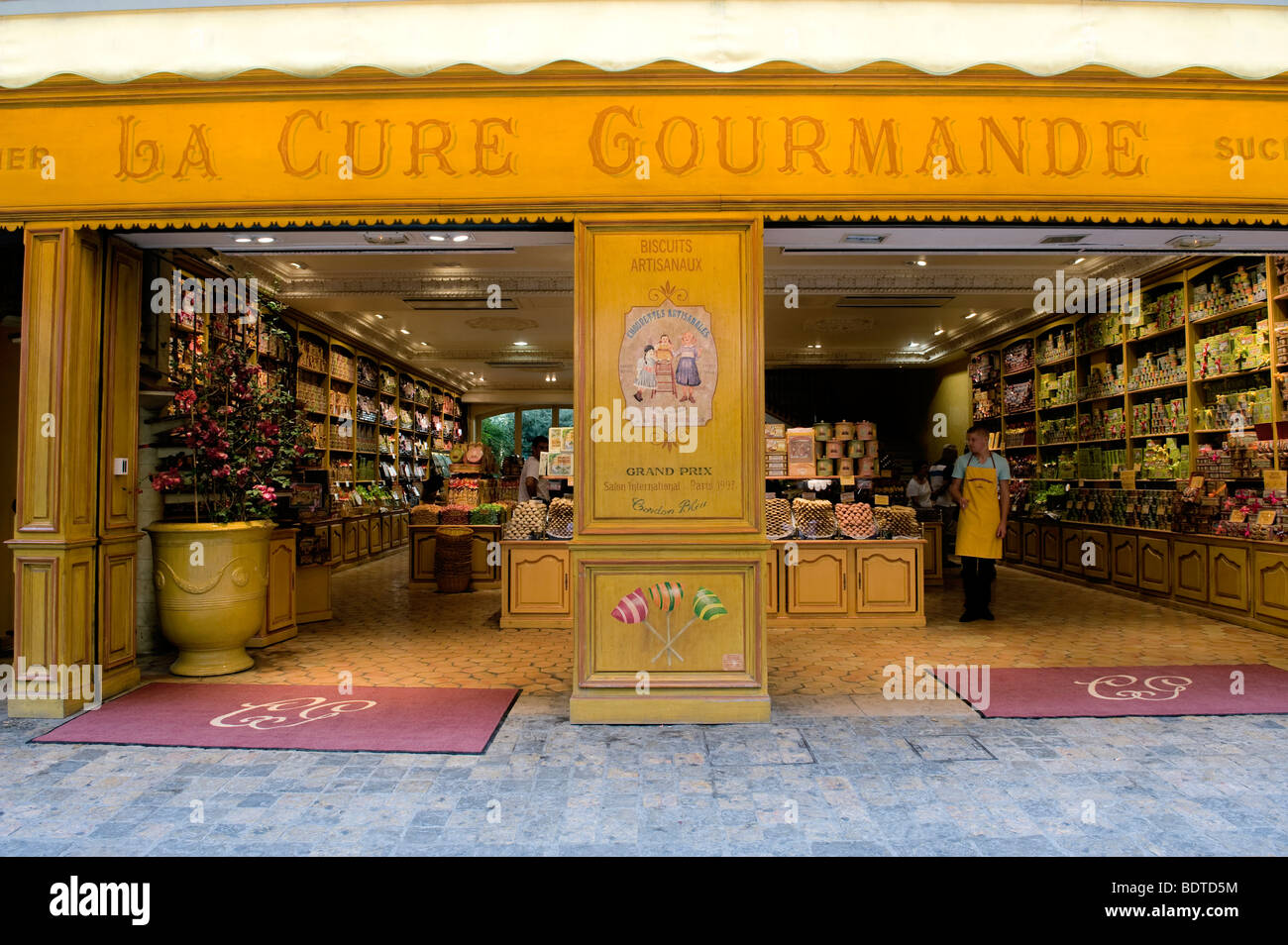 La Cure Gourmande Süßigkeiten und Choolate Shop in AIGUES-MORTES, Frankreich Stockfoto