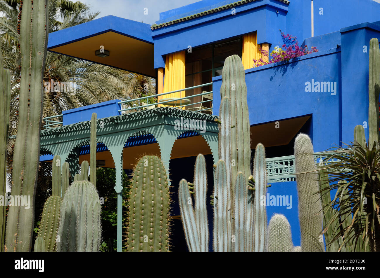 Blaue Haus & Museum und Kakteen Garten Jardin Majorelle oder Marjorelle Garten Marrakesch Marokko Stockfoto
