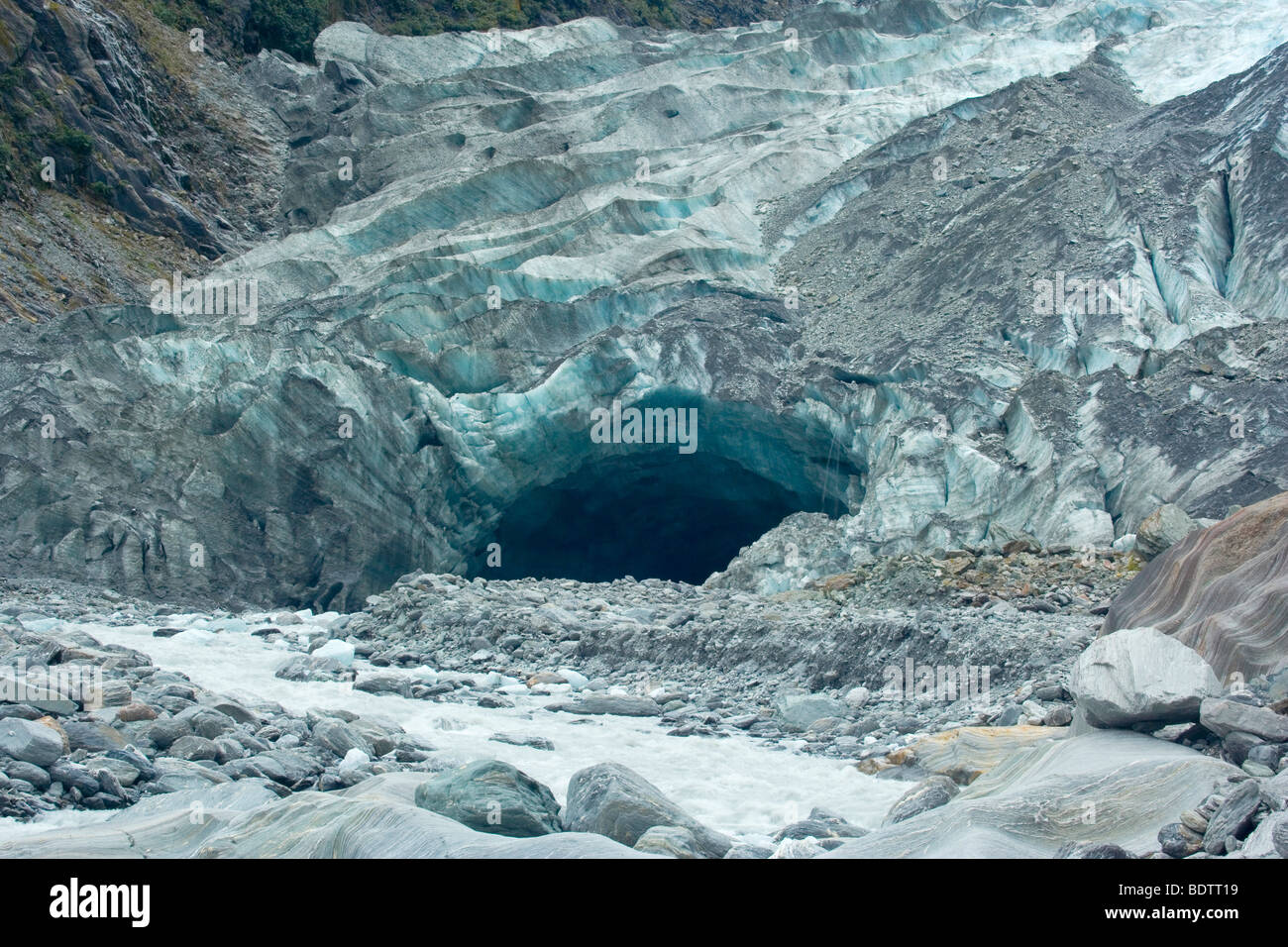 Gletscher, blaue Eis von Franz Josef Glacier, Gletscher Bodenöffnung, Westland National Park, West Coast, Südinsel, Neuseeland Stockfoto