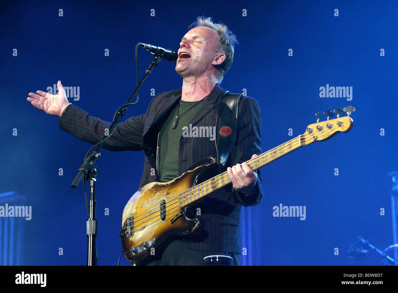 Israel, Ramat-Gan-Stadion, Sting live auf der Bühne Juni 2006 Stockfoto