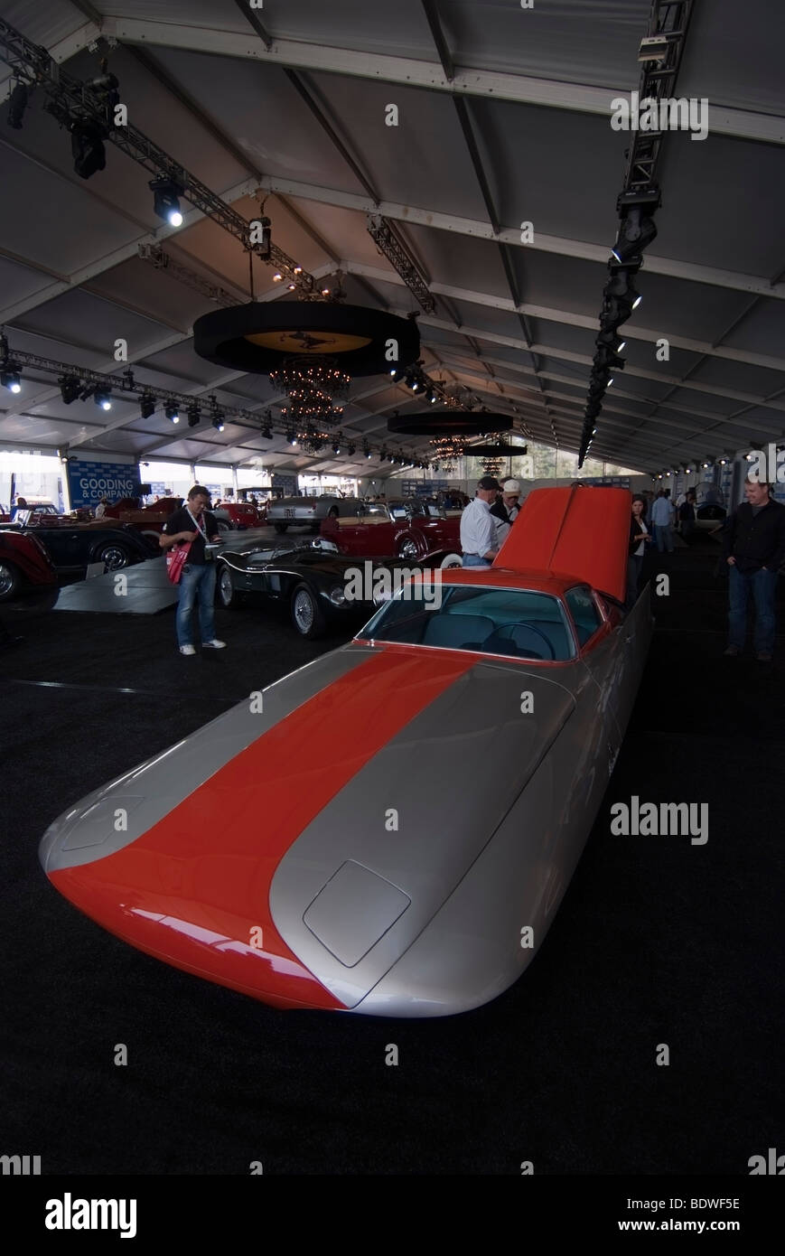 1955 Ghia Streamline X "Gilda" Jet Powered Auto vor der Auktion Gooding & Unternehmen beim Pebble Beach Concours d ' Elegance Stockfoto