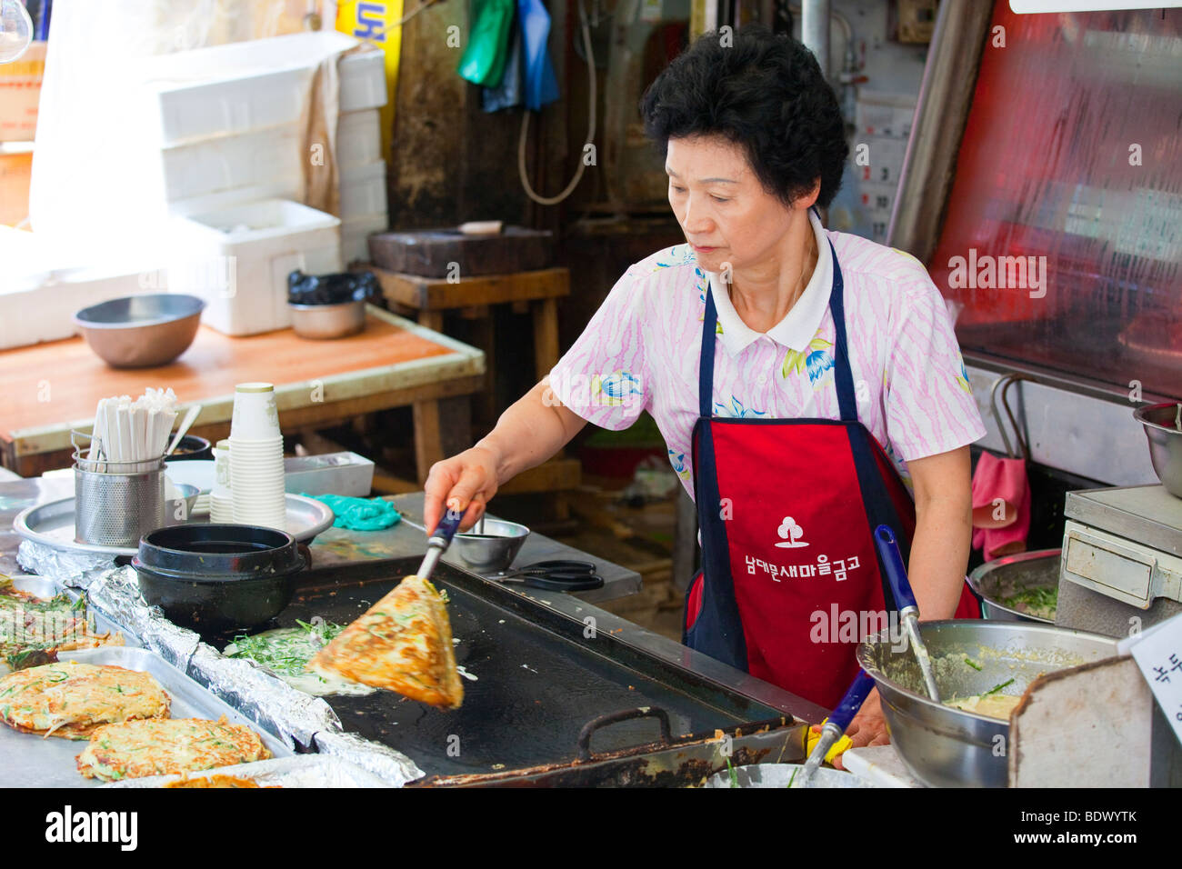 Koreanische Pajeon oder Pfannkuchen-Anbieter in Seoul Südkorea Stockfoto