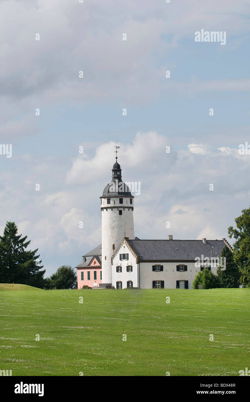 Golfplatz Burg Zievel Burg, neues Herrenhaus, halten und den Aufbau von 1661, in den vorderen Golf Rasen, Mechernich, Rheinland-Palatin Stockfoto